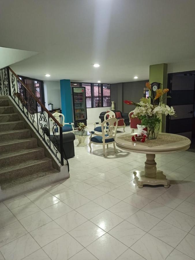 Hotel Plaza Real Ocana Luaran gambar