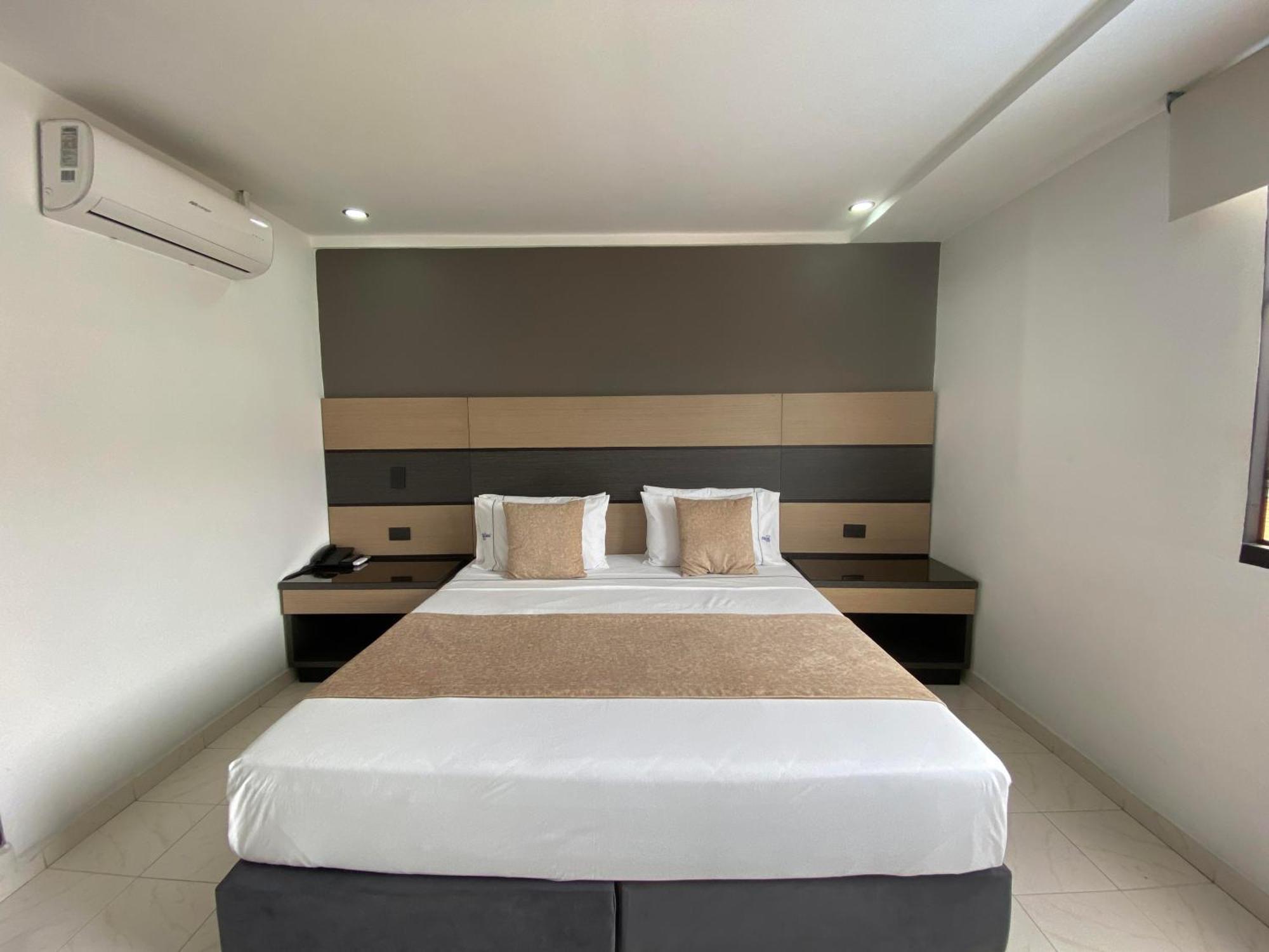 Hotel Plaza Real Ocana Luaran gambar