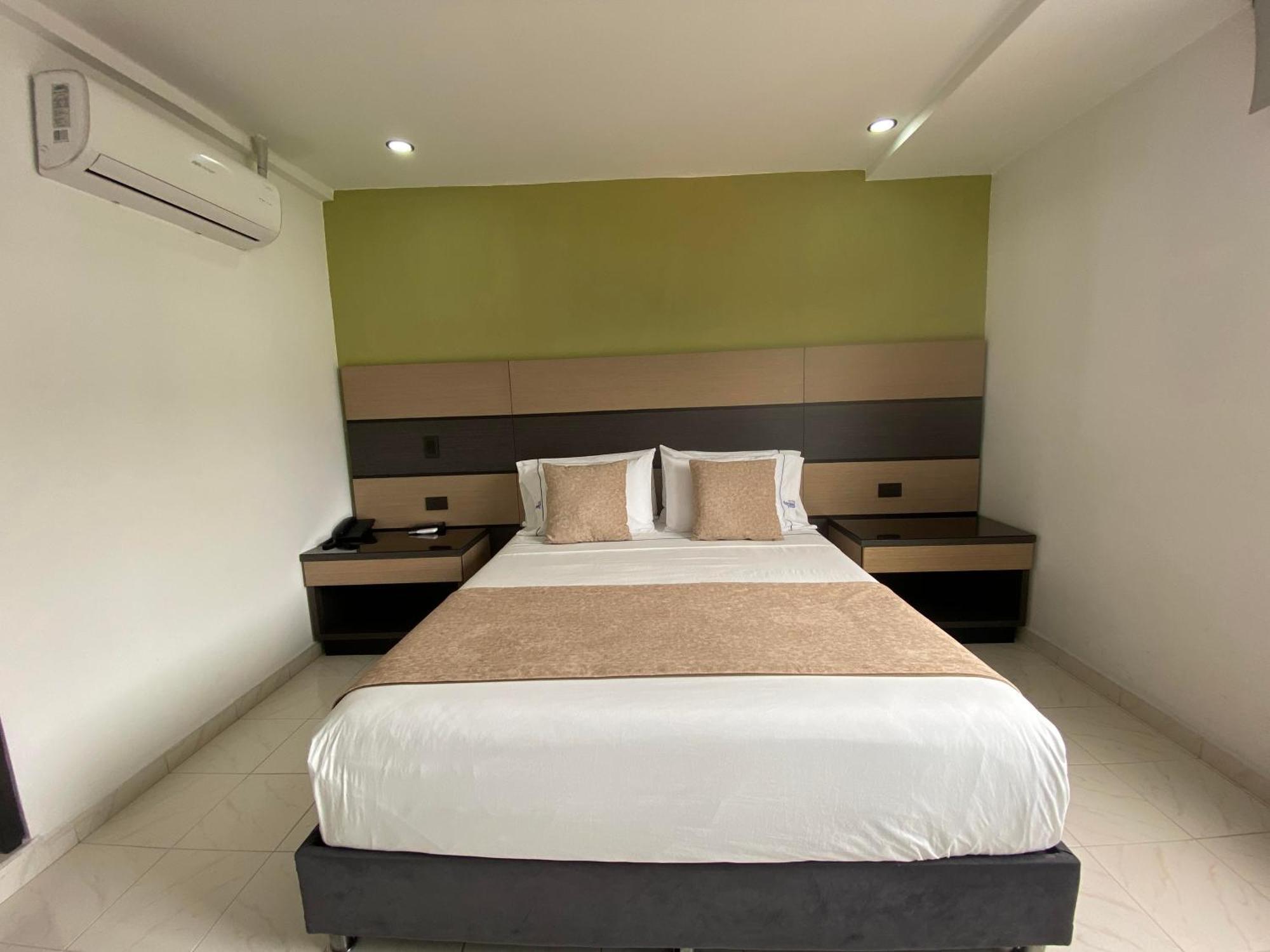 Hotel Plaza Real Ocana Luaran gambar