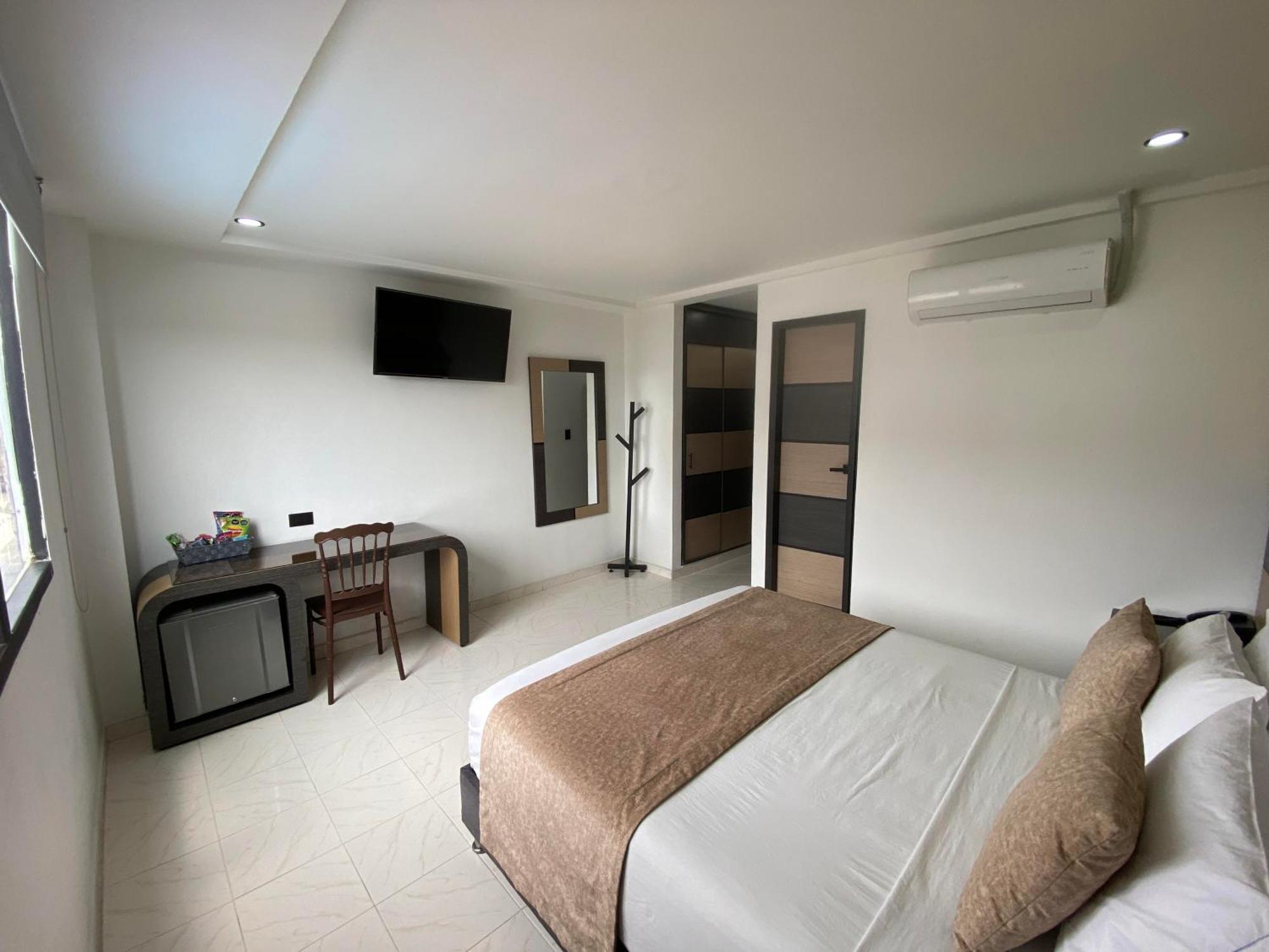 Hotel Plaza Real Ocana Luaran gambar
