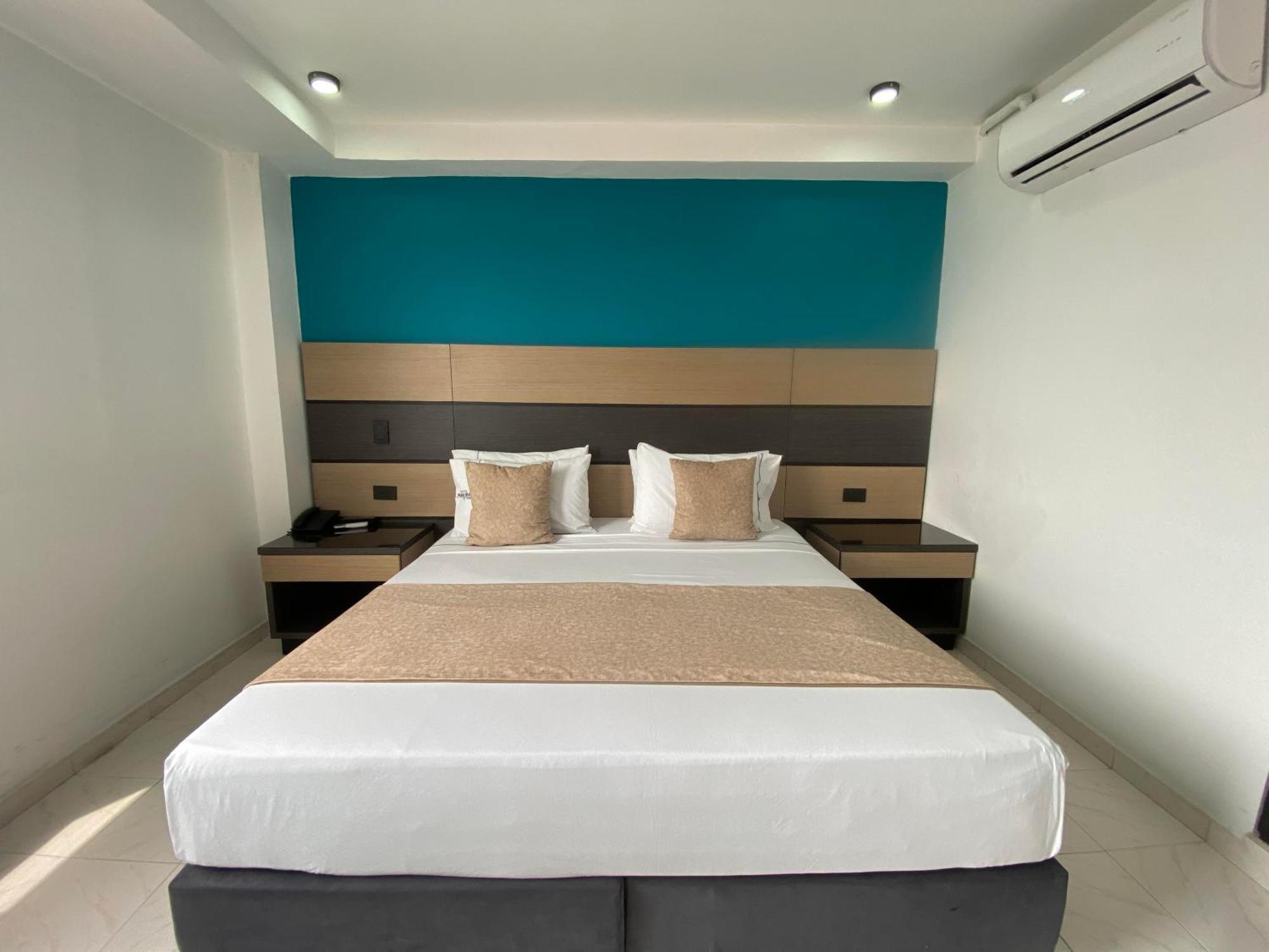 Hotel Plaza Real Ocana Luaran gambar