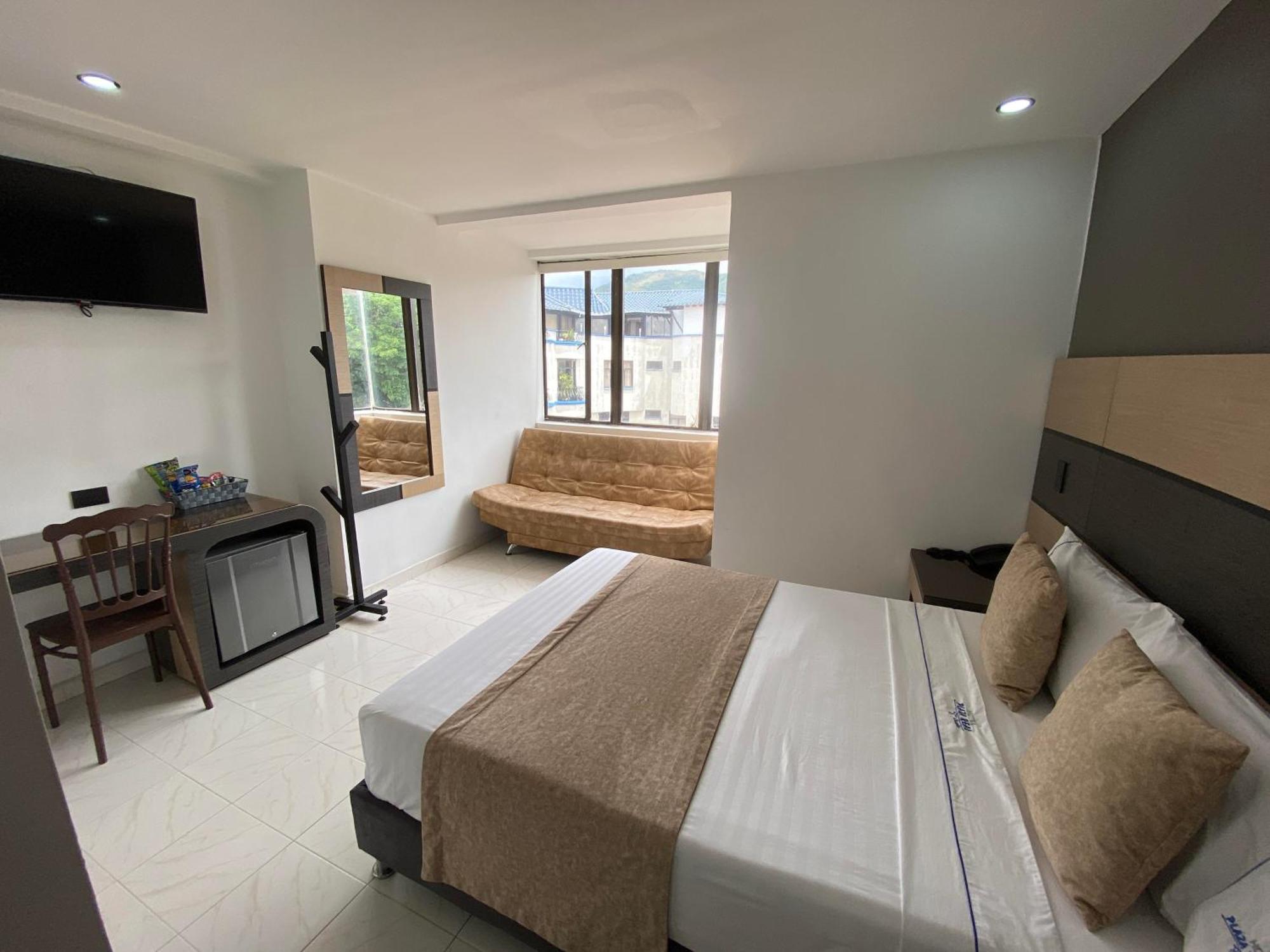 Hotel Plaza Real Ocana Luaran gambar