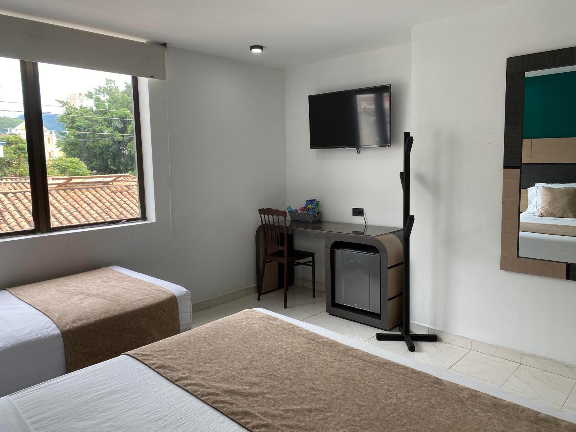 Hotel Plaza Real Ocana Luaran gambar