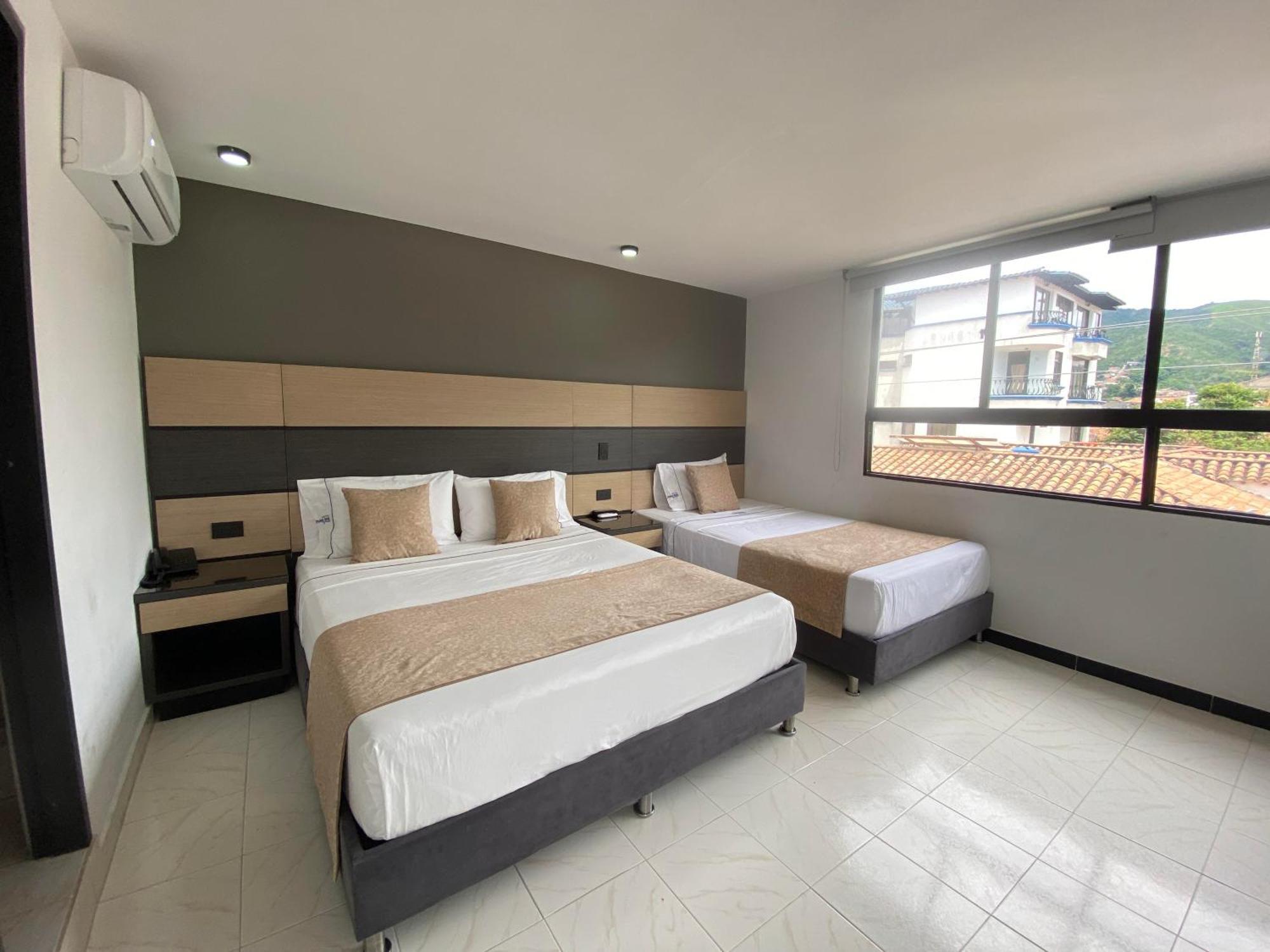 Hotel Plaza Real Ocana Luaran gambar
